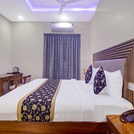 The Superb Hotel Pvt Ltd حيدر أباد المظهر الخارجي الصورة