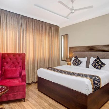 The Superb Hotel Pvt Ltd حيدر أباد المظهر الخارجي الصورة