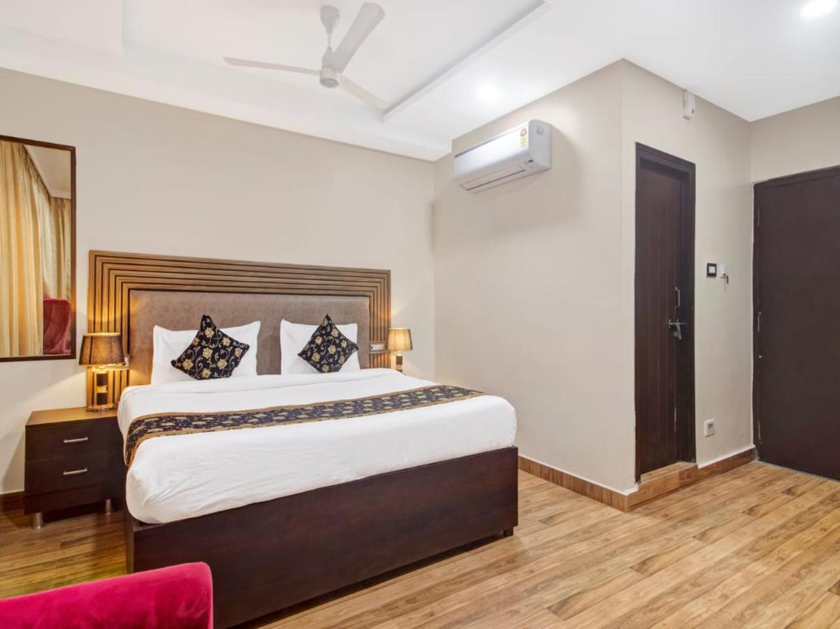 The Superb Hotel Pvt Ltd حيدر أباد المظهر الخارجي الصورة