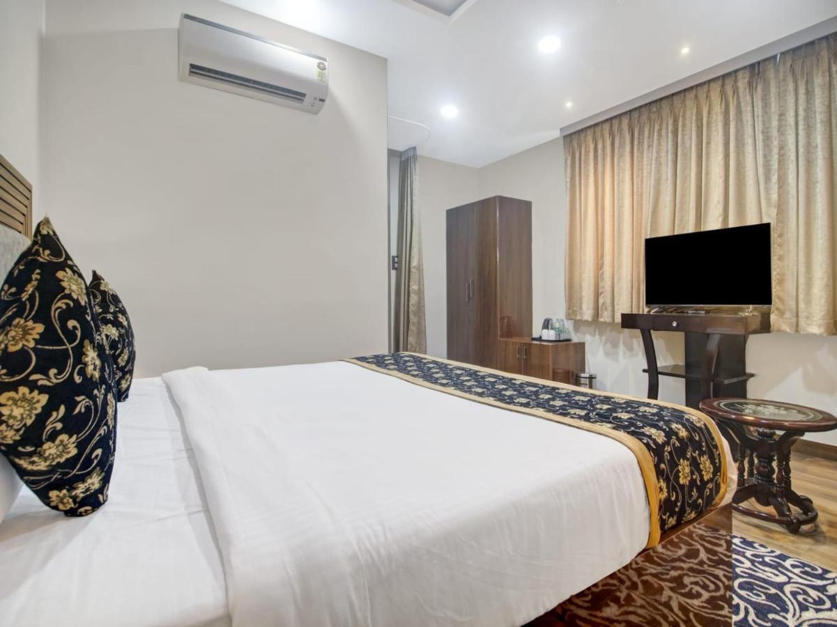 The Superb Hotel Pvt Ltd حيدر أباد المظهر الخارجي الصورة