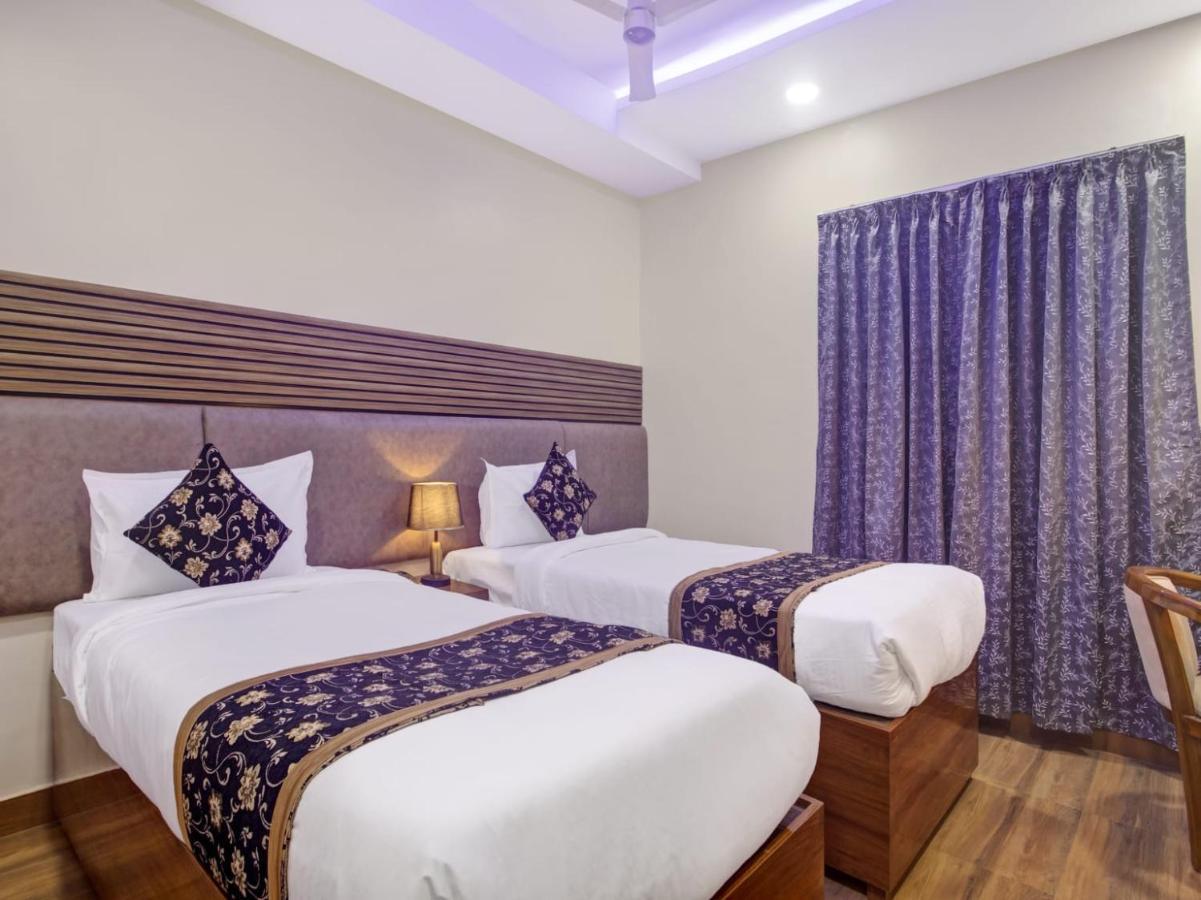 The Superb Hotel Pvt Ltd حيدر أباد المظهر الخارجي الصورة