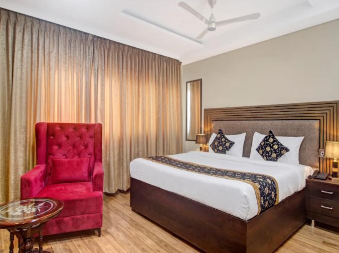 The Superb Hotel Pvt Ltd حيدر أباد المظهر الخارجي الصورة